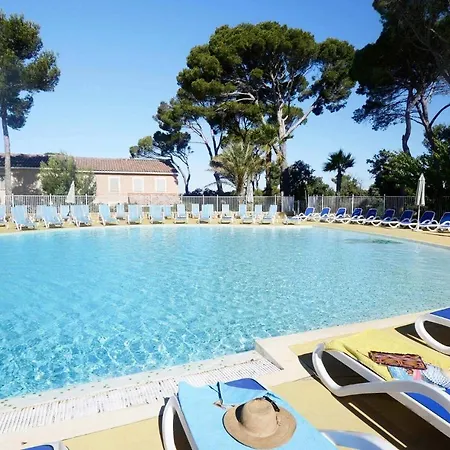 Calvisson Maisonnette Duplex 4 Le Mas Des Vignes Resort *
