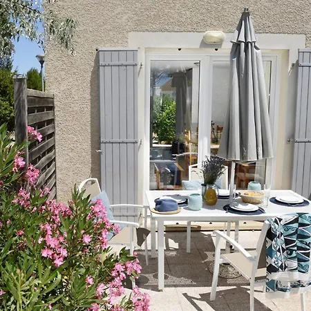 Calvisson Maisonnette Duplex 4 Le Mas Des Vignes Resort